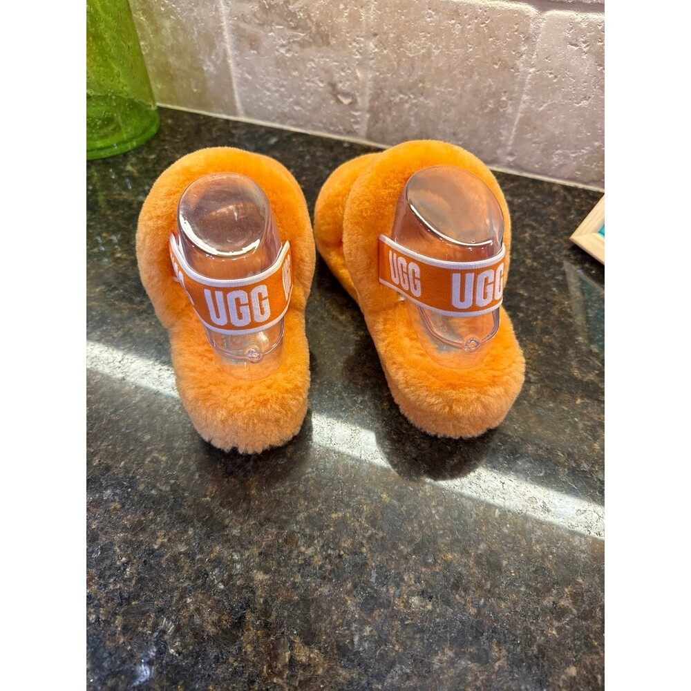 UGG Oh Yeah Sandals Slippers Vibrant Margarita Orange Sheepskin Size 8 EUC - Picture 3 of 12